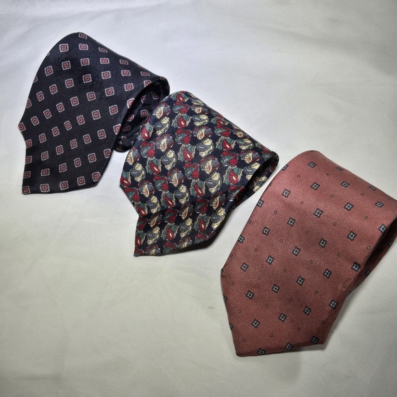 Vintage Christian Dior Neck Tie 100% Silk Lot of 3 Paisley Geometric Italy - Picture 1 of 3